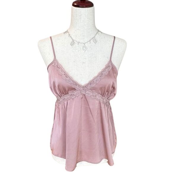 NWT Hippie Rose Sleeveless Satin Lace Cami Mauve Size Med - Picture 1 of 11